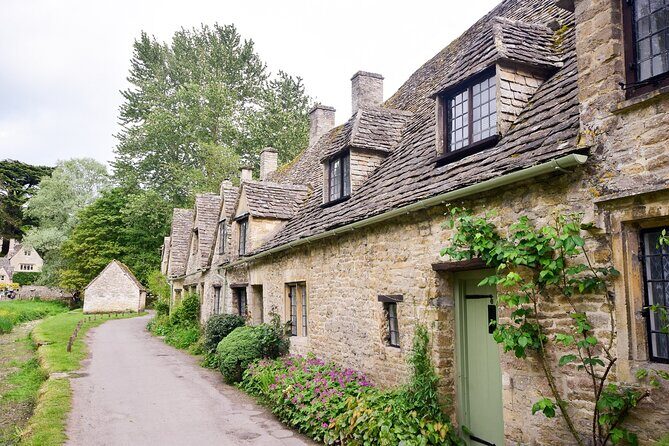 Explore the Cotswolds (Private Day Tour from London) - Chipping Campden’s 14th-century high street photo hour