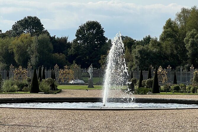 Explore Windsor Castle and Hampton Court Palace - Price and what you truly get for your money