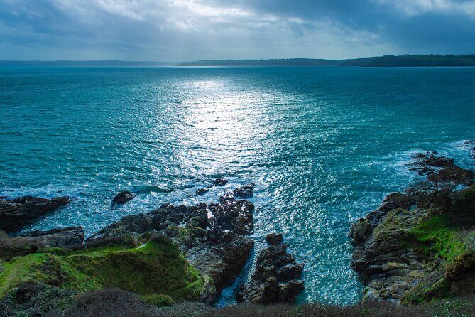 Falmouth Tour App, Hidden Gems Game and Big Britain Quiz (1 Day Pass) UK - Getting your bearings with GPS map pins (and not feeling stressed)