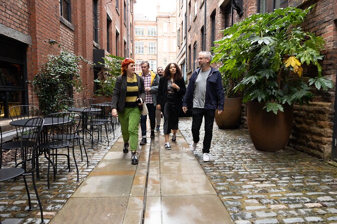 Four hour walking wine tasting tour of Manchester's best bars - Price and value: what $118.06 buys you in real terms