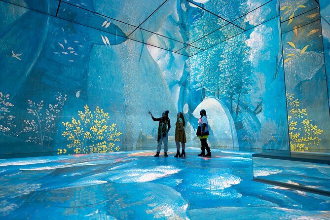 Frameless - Immersive Art Experience in London - The World Around Us: 360-degree city and sea views