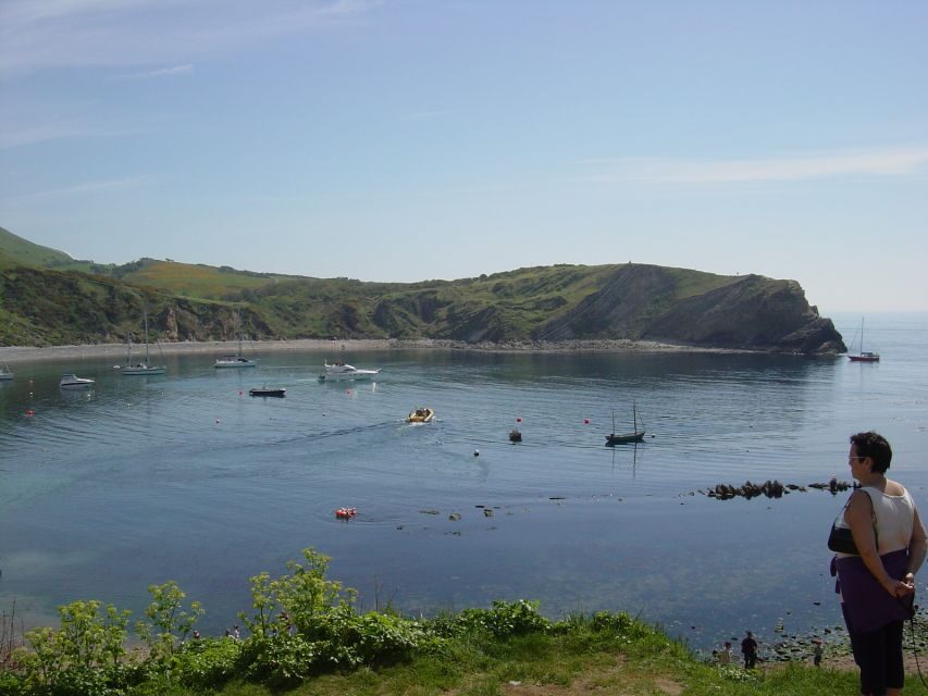 From Bournemouth: Lulworth Cove and Durdle Door Trip - The guide factor: why the stories matter on a short day