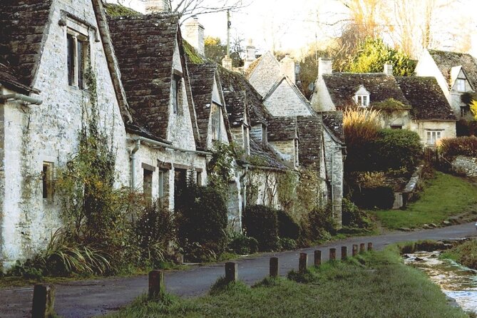 From London: Cotswolds Guided Trip Including Bourton-on-the-Water - Stow-on-the-Wold: Market-Town Charm and Shop Browsing