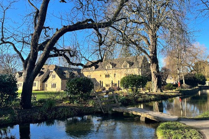 From London: Cotswolds Guided Trip Including Bourton-on-the-Water - The Tight Spots: Long Day, Walking, Rain, and Leg Room