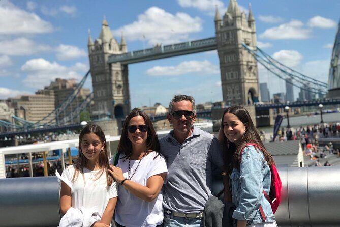 Full Day Private Walking Tour with Skip-the-Line Tower of London - St Dunstan in the East and the Roman wall: the softer, stranger London moments