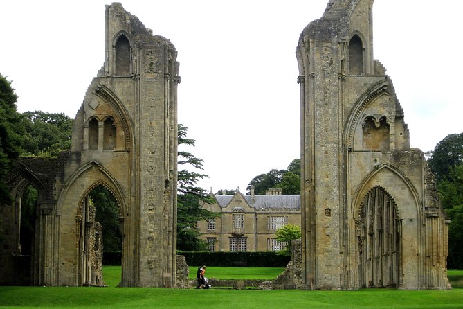 Full-Day Tour of Glastonbury - Tour at a glance: 7 hours in Glastonbury that stay organized