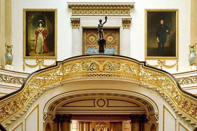 Full Royal Tour: Royal London & Buckingham Palace Tour - A Royal London Walk That Gets You Oriented Fast