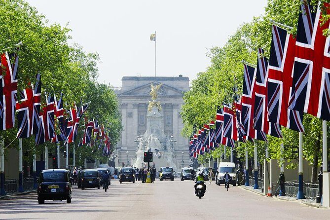 Full Royal Tour: Royal London & Buckingham Palace Tour - Starting at the Ritz: Your Royal Day Begins