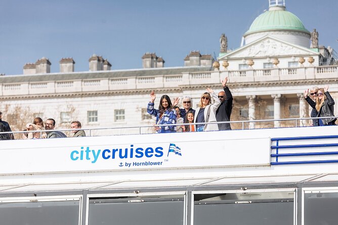 Fully Flexible Thames River Cruise - Comfort, crowding, and getting a seat that helps your photos