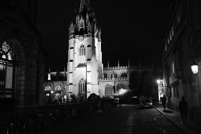 Ghost Tour of Oxford - St Mary the Virgin and Magpie Lane: Dark Corners, Real Weight