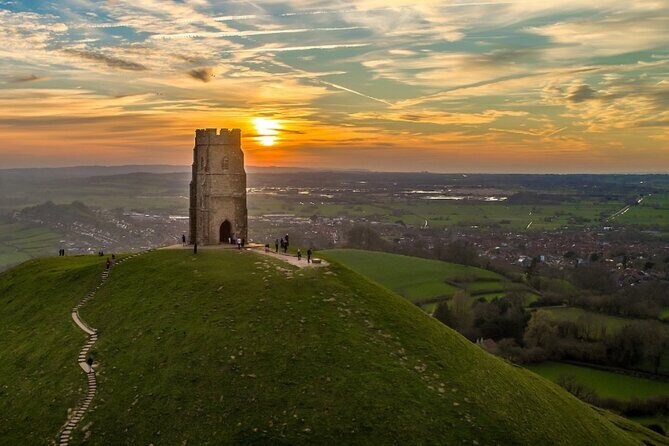 Glastonbury, Wells Cathedral & Cheddar Gorge Day Trip from Bath - What’s included vs. what you must plan for