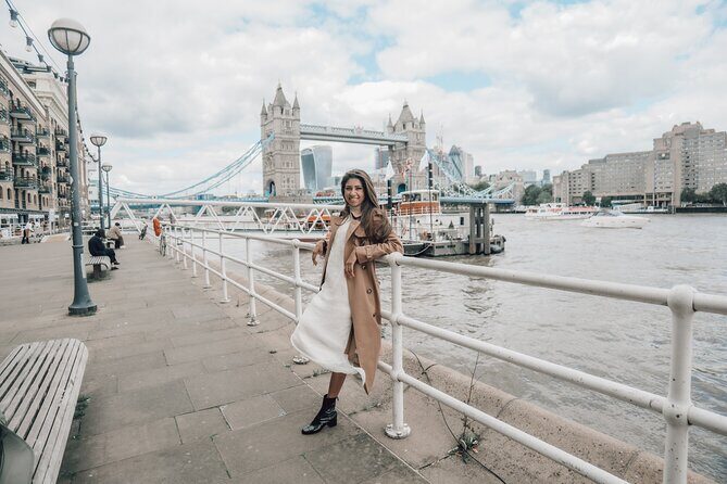 Gorgeous Influencer Photography Experience Trip in London - A 90-Minute London Photoshoot That Feels Like a Film Set