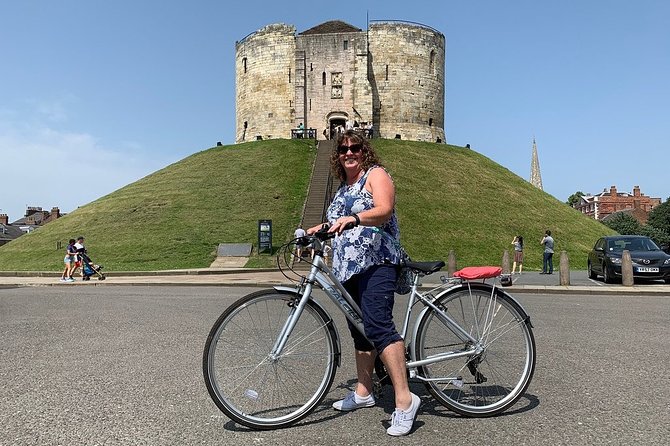 Guided Bike Tour in York - Stop 6: St William’s College and the Big Window Connection