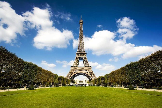 Guided Luxury Paris Day Trip with Optional Lunch at the Eiffel Tower - Eiffel Tower lunch with priority access: the main event