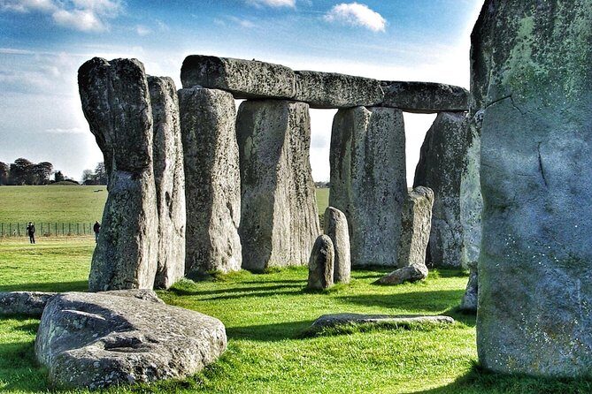 Guided tour to Bath & Stonehenge from Cambridge by Roots Travel. - Who This Day Trip Is Best For