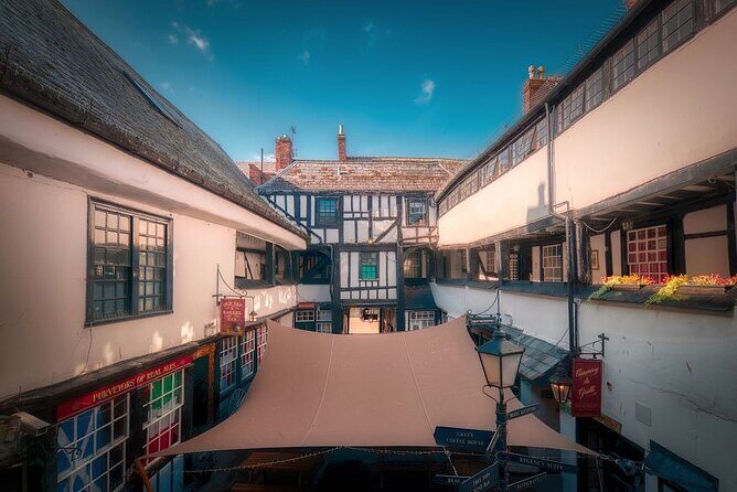Guided walking tour : Ghosts & Giggles Of Gloucester - What You Can Expect From the Guide