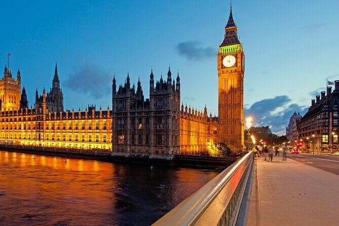 Half Day Highlights Tour of London in London Black Cab - Trafalgar Square start: quick, central, and easy to orient