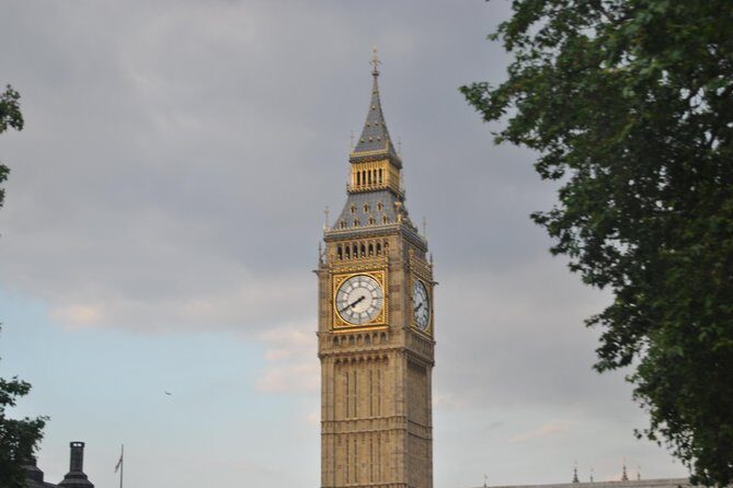 Half-Day Private Chauffeur-Driven Tour of London - Why a private chauffeur tour beats the bus for a short London visit