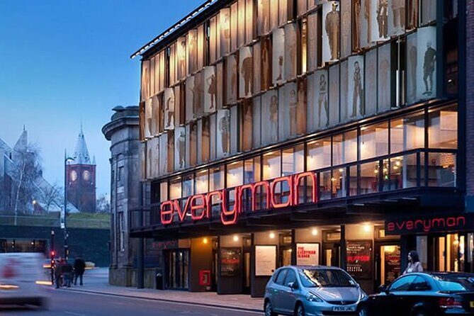 Half Day Welcome to Liverpool Walking Tour - Dale Street and Castle Street: old pubs, pro-cathedral footprints, and civil war excavation stories