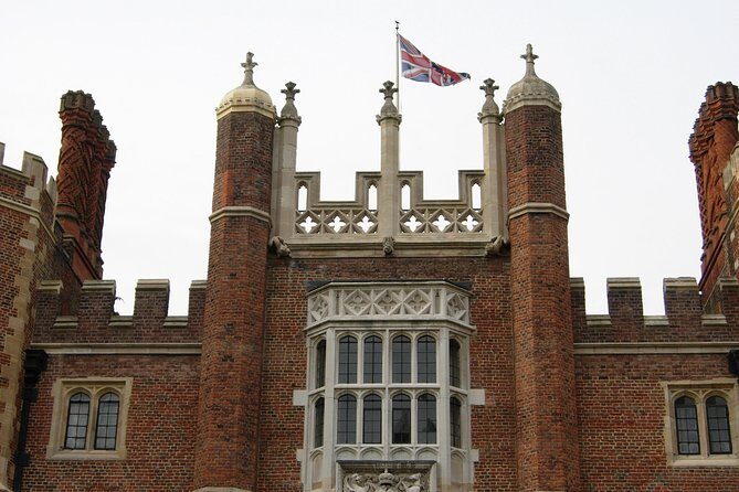 Hampton court palace private tour from London - Key things to know before you go