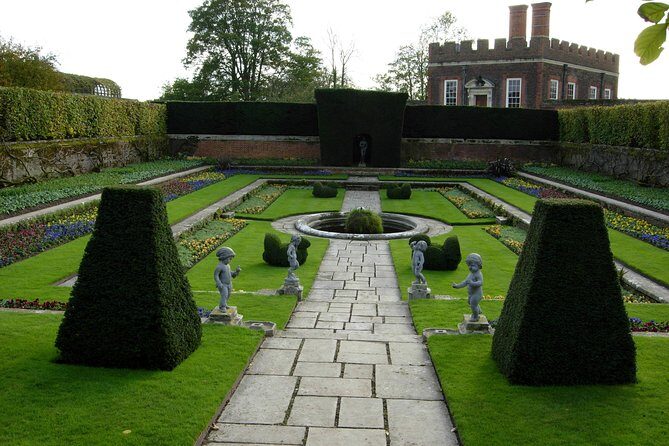 Hampton court palace private tour from London - Pacing and room expectations: what could feel rushed