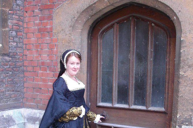 Hampton Court Palace Private Tour - Secrets of Henry VIII - A Private Henry VIII Lens at Hampton Court