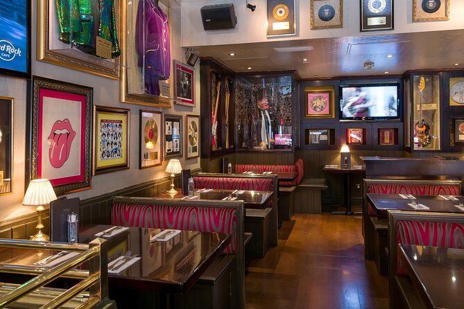 Hard Rock Cafe London Old Park Lane with Set Menu for Lunch or Dinner - Priority seating in London: avoiding the two common problems