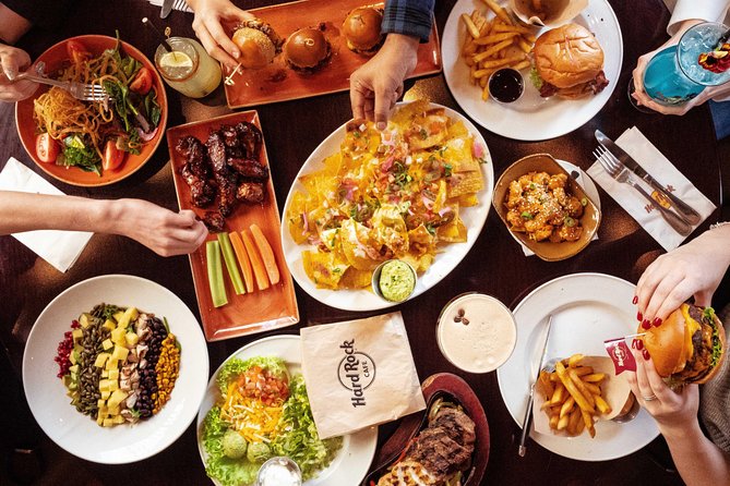 Hard Rock Cafe Piccadilly Circus with Set Menu for Lunch or Dinner - Acoustic vs Electric: how to choose the right set menu