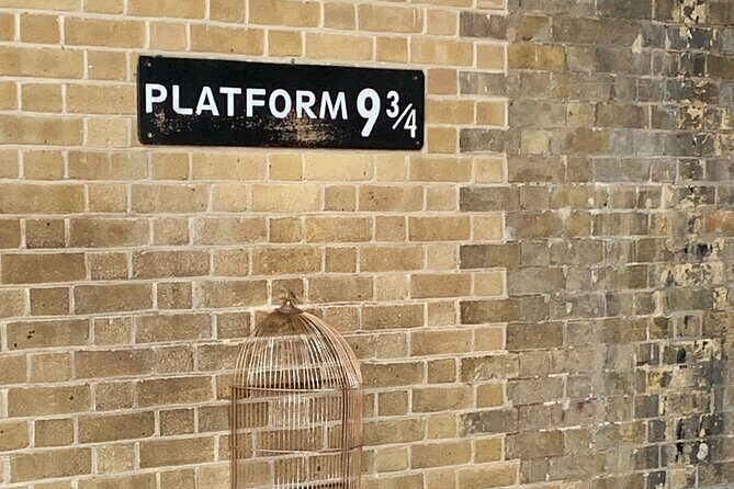 Harry Potter Black Taxi Private Tour of London with Hotel Pickup - Price and group size: what you’re paying for