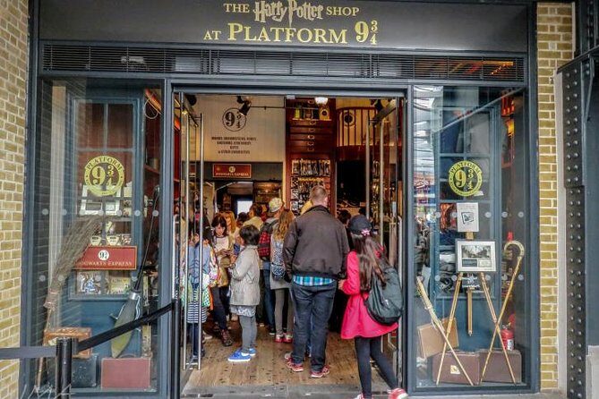 Harry Potter London Sights and Film Locations - Private Tour - Borough Market: Leaky Cauldron Connections Plus a Place to Eat Later