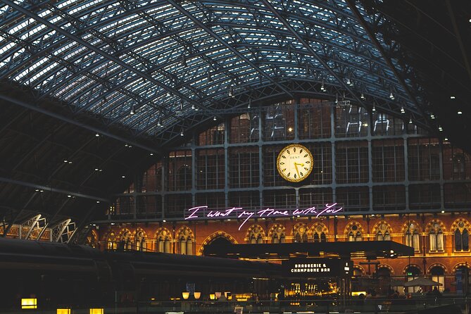 Harry Potter London Tour with Audioguide on Smartphone - Leadenhall’s cinematic nod, plus the Leaky Cauldron