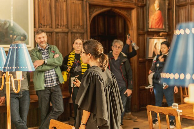 Harry Potter Walking Tour of Oxford Including New College - Radcliffe Camera and the rules of access