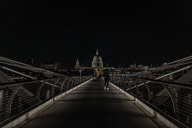 Haunted London: Night Ghost Walking Tour - The best part of a 8:00 pm ghost walk: London after dark