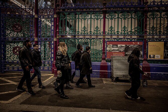 Haunted London: Night Ghost Walking Tour - Old Bailey: justice, injustice, and the Black Dog legend