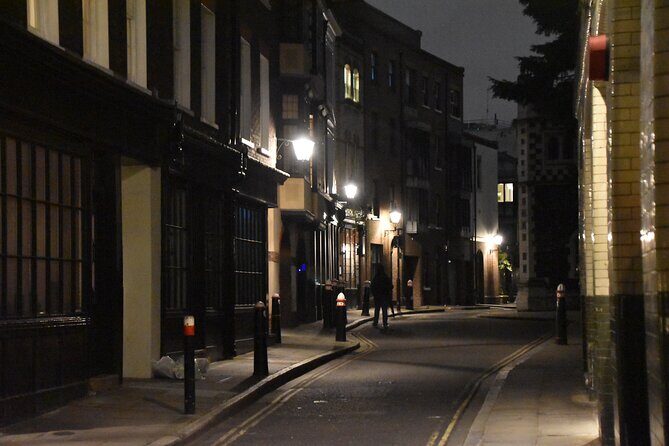 Haunted Pub Tour of London - Getting the timing right: start point, walking time, and a smooth 2.5-hour night