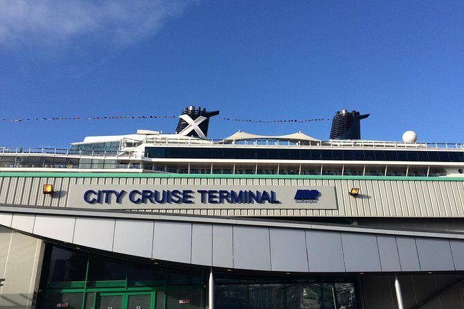 Heathrow Airport Arrival To Southampton Via Stonehenge - Stonehenge to Southampton Cruise-Day Drop-Off: A 1-Hour Glide With a Plan