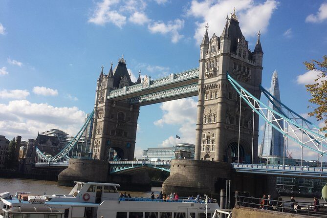 Heathrow Airport to North London Private Transfer - From terminal to hotel: luggage help and direct driving