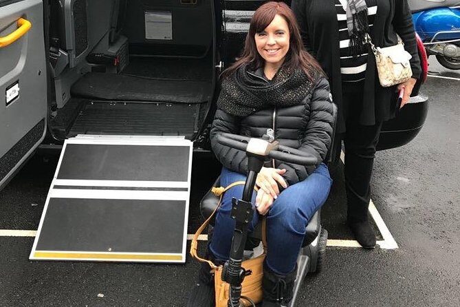 Heathrow Layover Experience: Private Full-Day Black Cab Tour - The Heathrow Arrivals meet-and-greet: practical, not performative