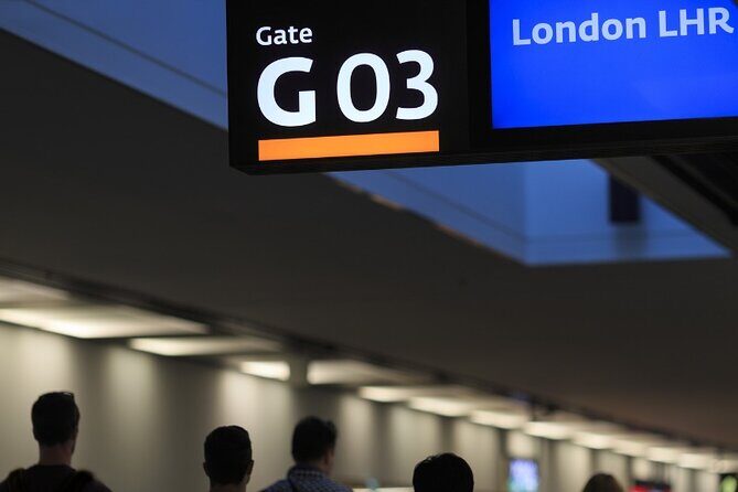 Heathrow London Airport Transfer to City center - Getting Met at Heathrow: the name-sign arrival gate pickup