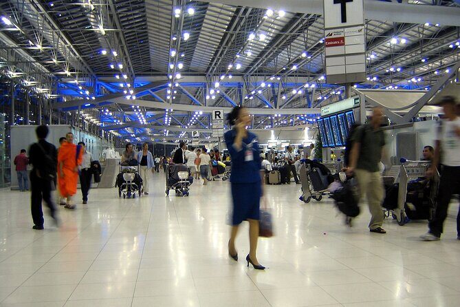 Heathrow transfer from London hotel (Extra Luggage) - Shared Shuttle Comfort: What You Give Up, What You Don’t