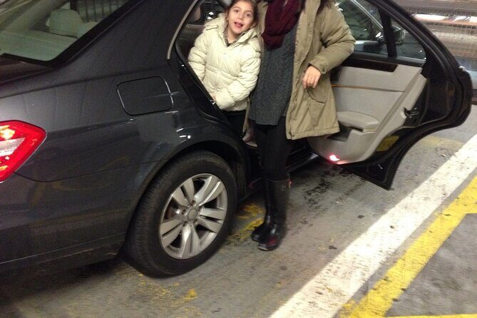 Heathrow transfer from London hotel (Extra Luggage) - Meet Your Driver: Sign Check, Lobby Timing, and Luggage Loading