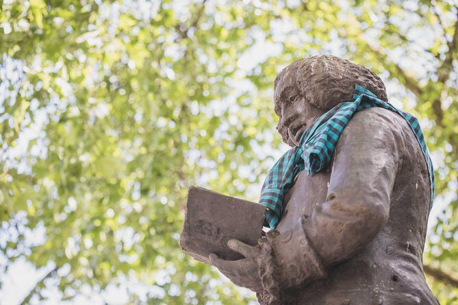 Hidden London Walking Tour - The guide factor: why the best tours feel conversational