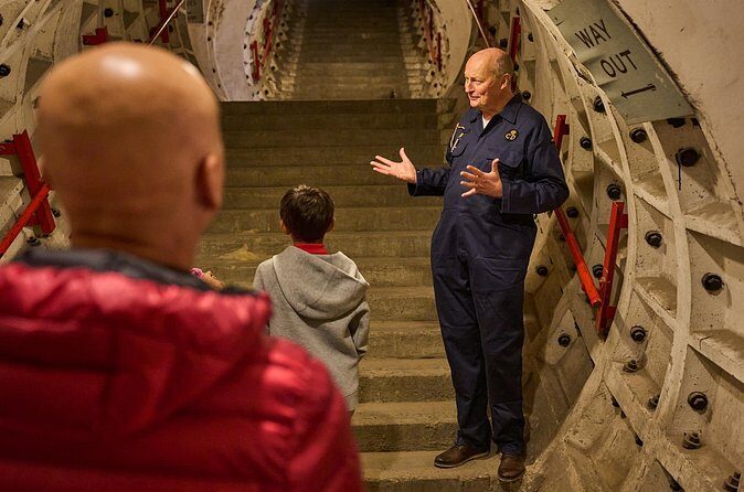 Hidden Tube Walking Tour - Clapham South Subterranean Shelter - The Canteen, Warden Booth, and Recreated Rooms You’ll Actually See
