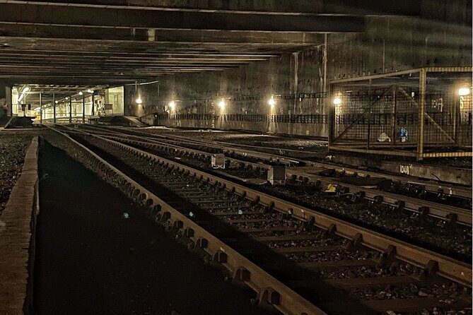 Hidden Tube Walking Tour of Moorgate Station - Group size, pace, and the “listen up” factor with 18 people