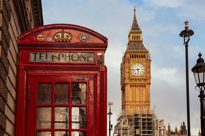 Highlights & Hidden Gems With Locals: Best of London Private Tour - How the private format changes everything