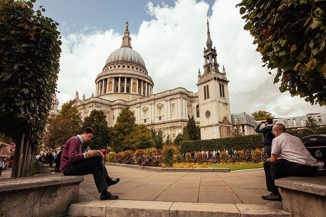 Highlights & Hidden Gems With Locals: Best of London Private Tour - Getting around: walking plus a Tube hop, with less stress