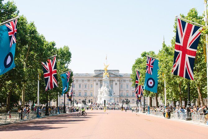 Highlights of Royal London Bike Tour including Hyde Park - Westminster Abbey, Parliament, and Big Ben Views Without the Long Walk
