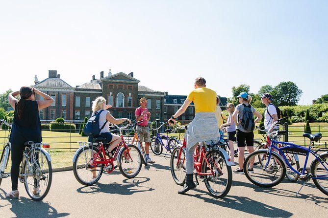 Highlights of Royal London Bike Tour including Hyde Park - Hyde Park, Kensington Gardens, and Buckingham Palace in the Park Area