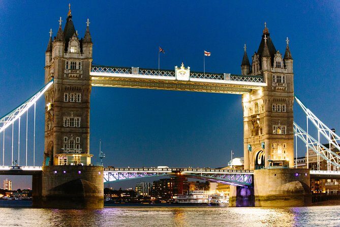 Highlights of Royal London Bike Tour with River Cruise Package - The Thames Toward the London Eye: First Big Views, Real Context