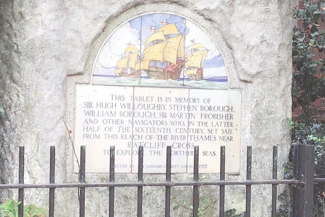 Historic walk of East Londons Wapping Docks and its famous Pubs - Narrow Street views and the Northwest Passage connection
